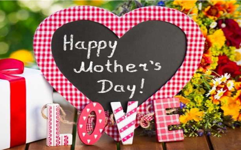 هل يعتبر يوم 21 مارس إجازة رسمية في احتفالات عيد الأم هذا العام؟